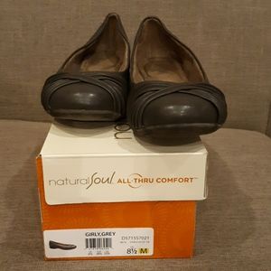 Natural Soul Girly ballet flats